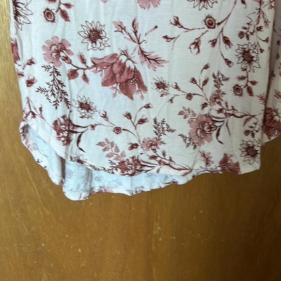 Floral Maurice's Top - Picture 5 of 5